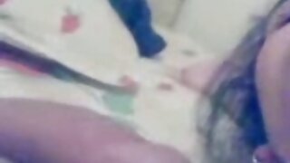 Seksi devojke sa koledža batinaju se na bilijar
