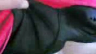 Buxom ljupki penis pusa Patricia dobiva svoj šupak čekićem