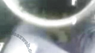 Zaobljena plavuša Tara Lynn Foxx izbuši svoju sočnu pičku