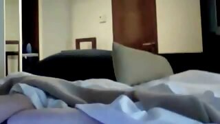 Očaravajuća plavokosa kurva Vivian West zna kako se dobro popuši