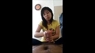 Perverzna i nastran Arisa Nakano želi da izglanca obe rupe